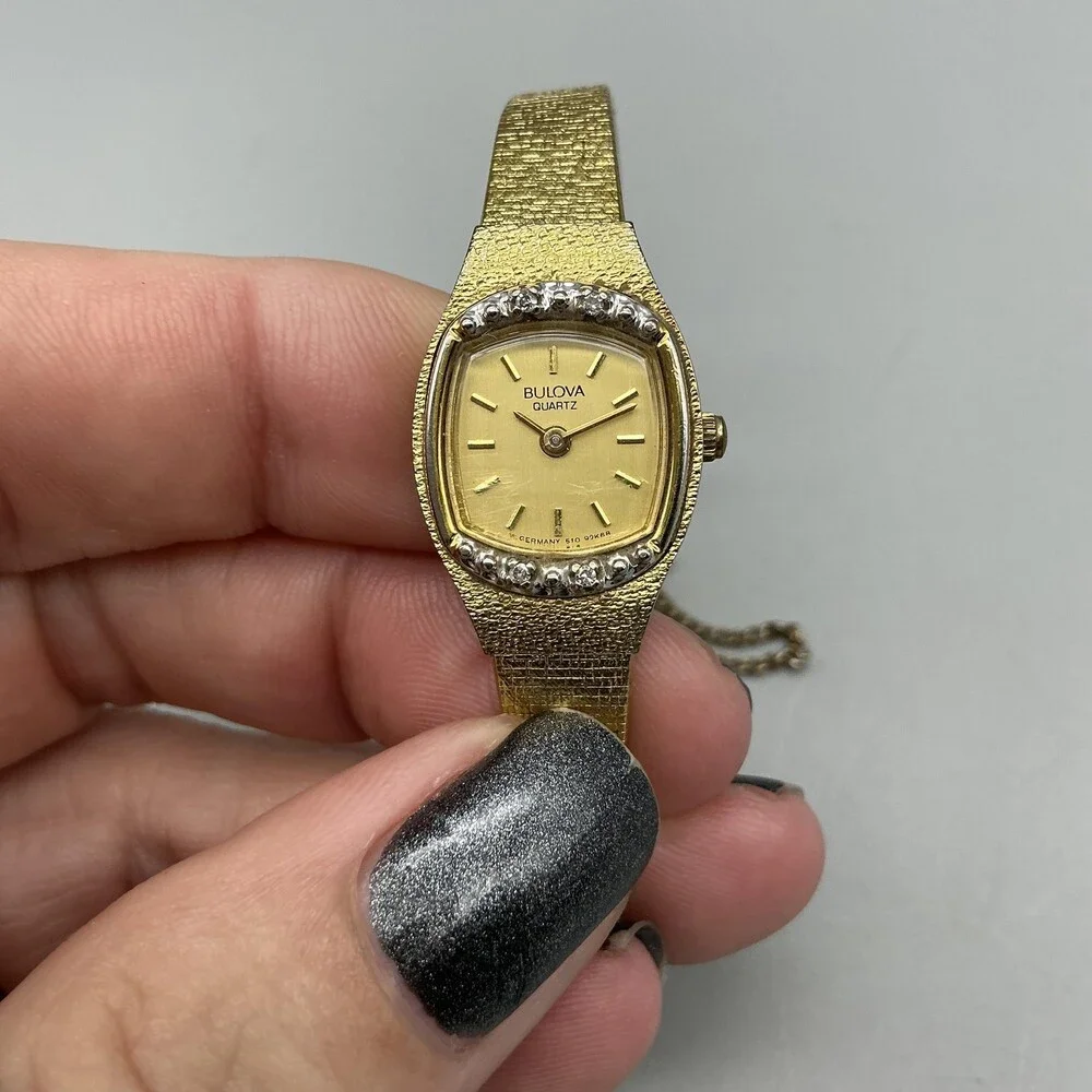 Vtg Bulova Womens Watch 17mm Gold Tone Diamond Bracelet New Battery 6.5
